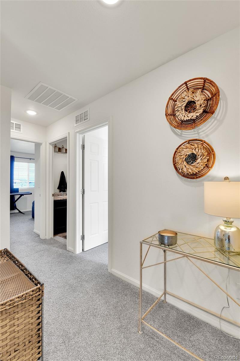 MLS Image #26 for 240 s oak hill street,aurora, Colorado