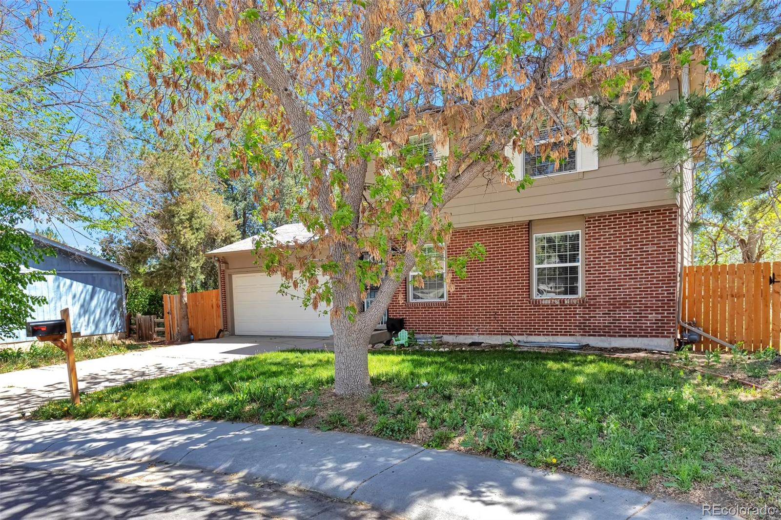 MLS Image #2 for 3792 s pitkin court,aurora, Colorado