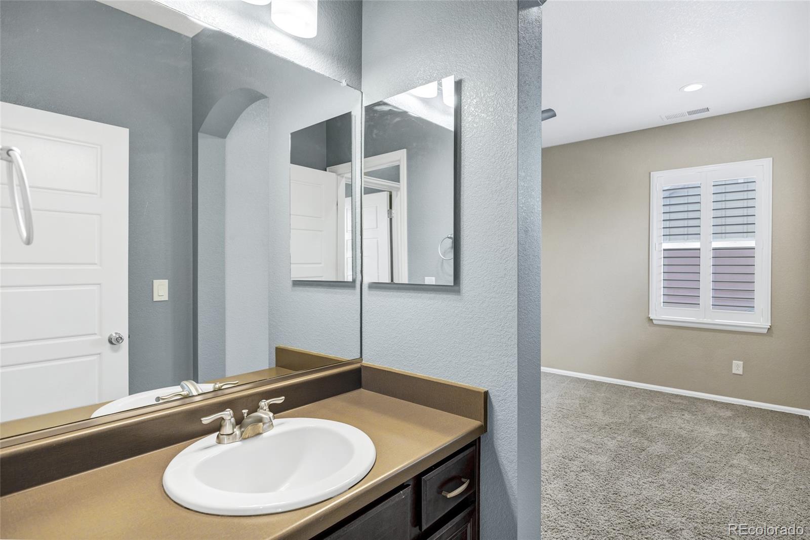 MLS Image #29 for 22527 e layton circle,aurora, Colorado