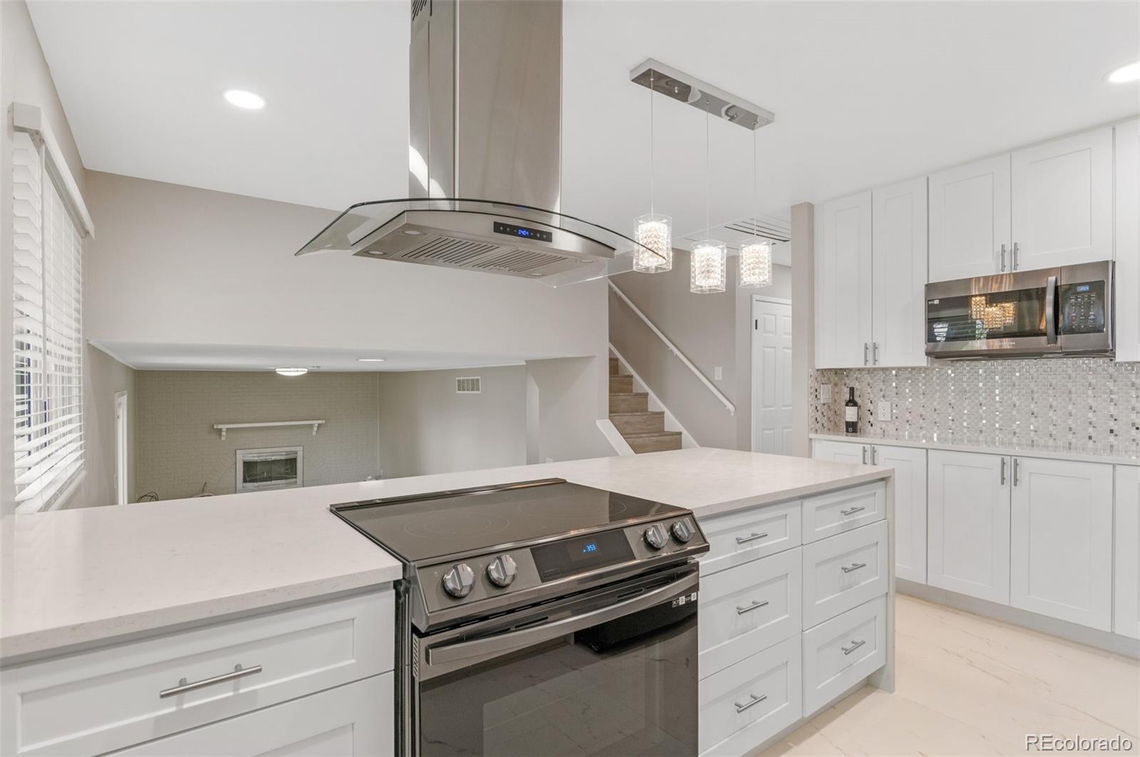 MLS Image #11 for 12992 w jewell circle,lakewood, Colorado