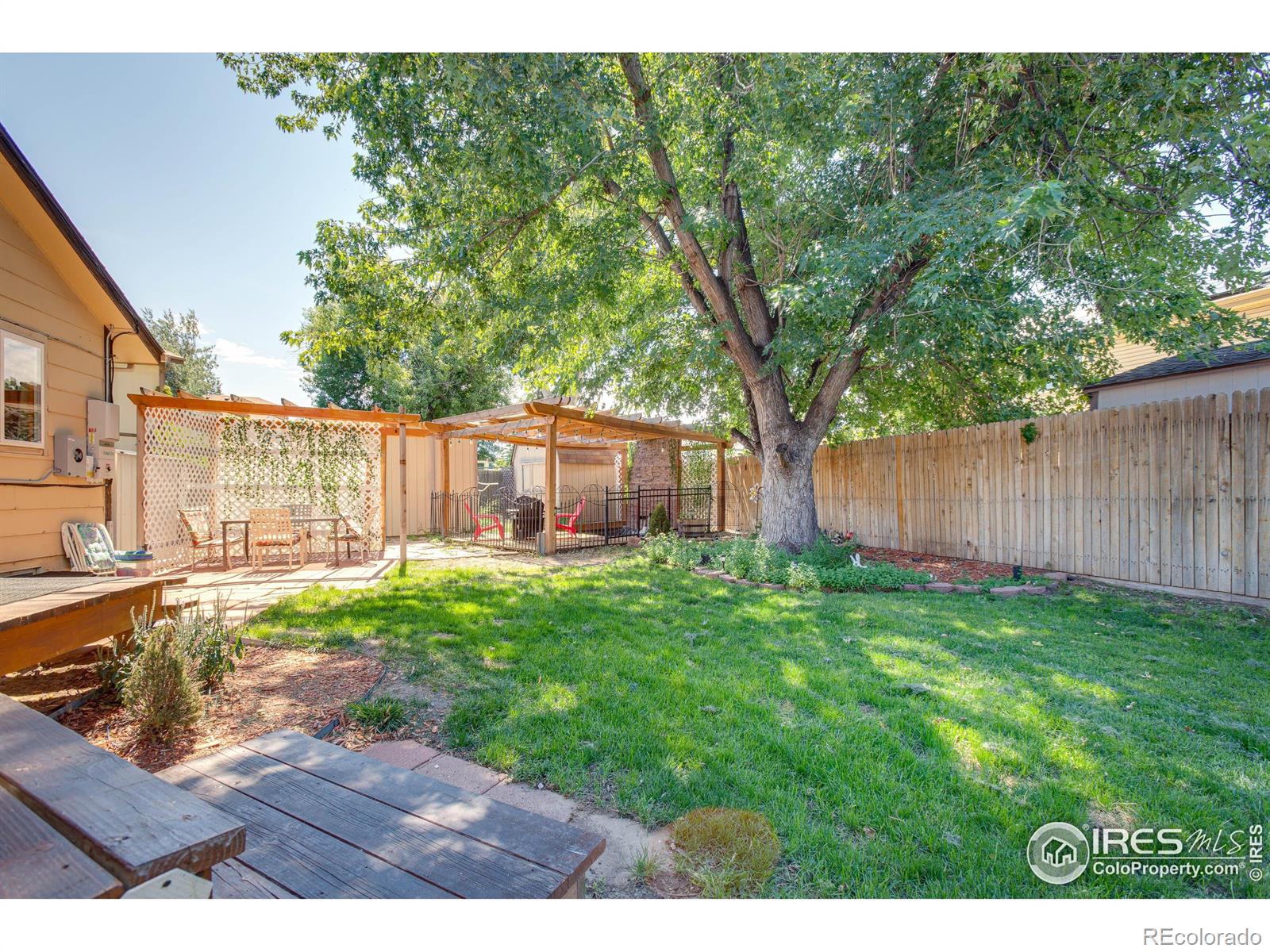 MLS Image #16 for 2229 s elkhart street,aurora, Colorado