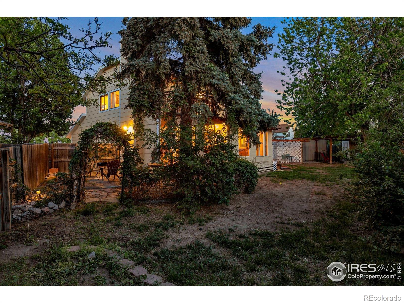 MLS Image #27 for 2229 s elkhart street,aurora, Colorado