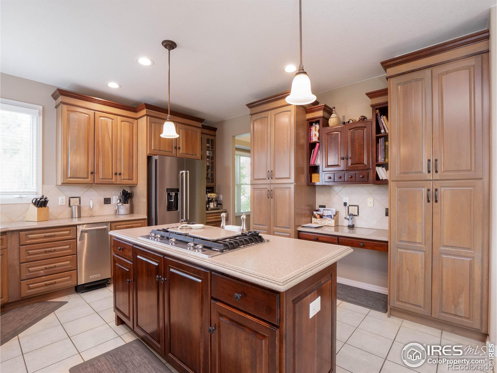 MLS Image #10 for 5920  highland hills circle,fort collins, Colorado