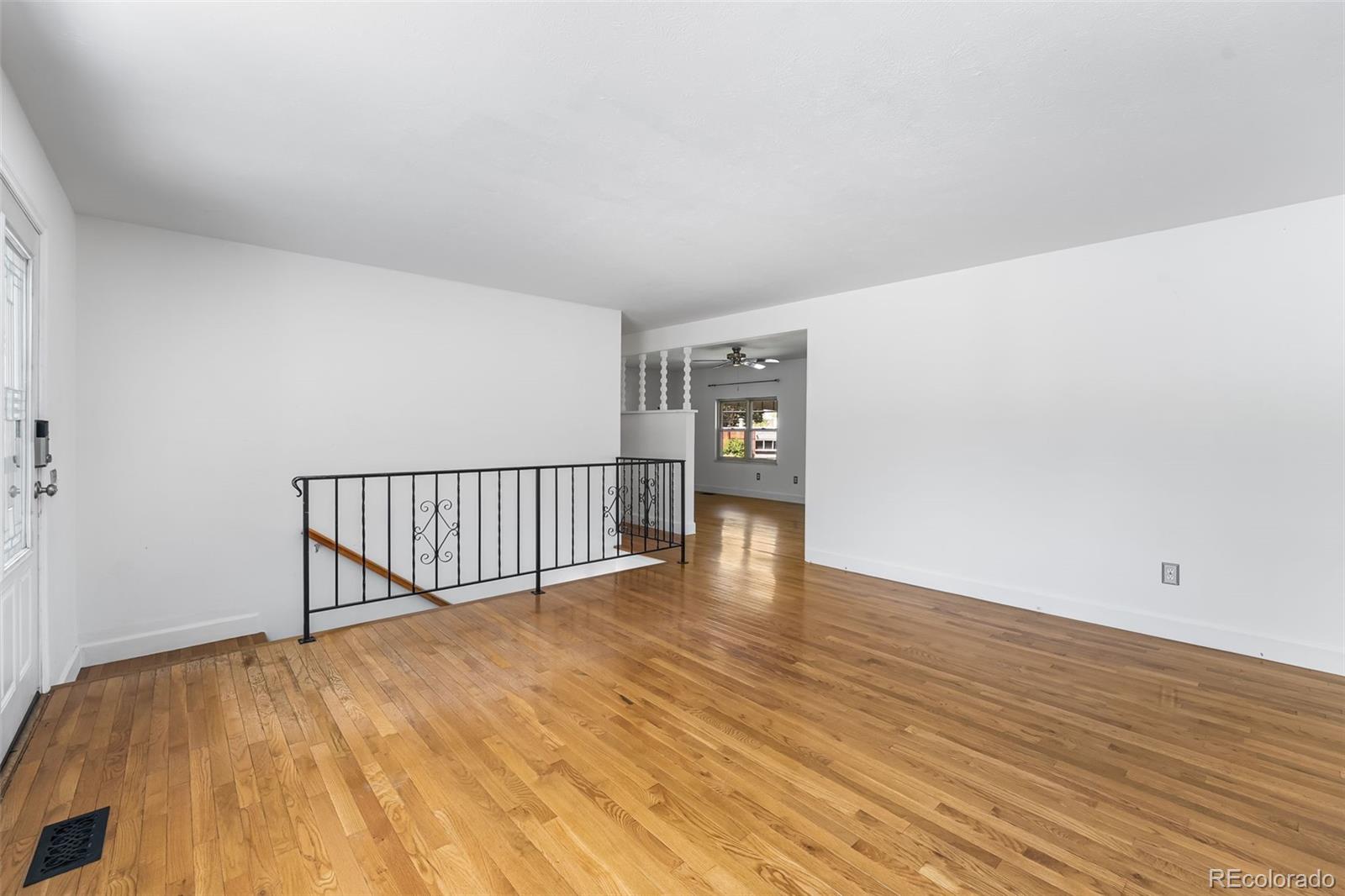 MLS Image #5 for 12829 e nevada avenue,aurora, Colorado