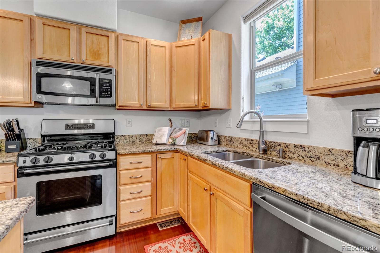 MLS Image #11 for 2737  ulster street,denver, Colorado