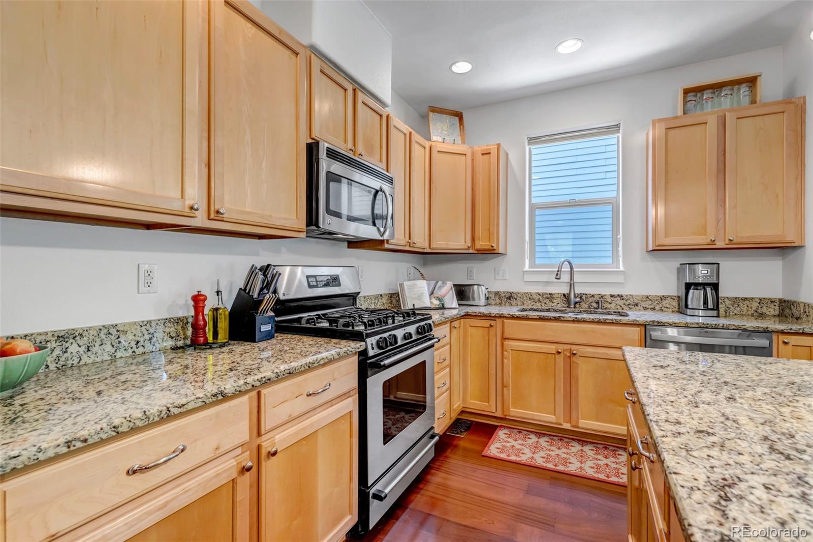 MLS Image #12 for 2737  ulster street,denver, Colorado