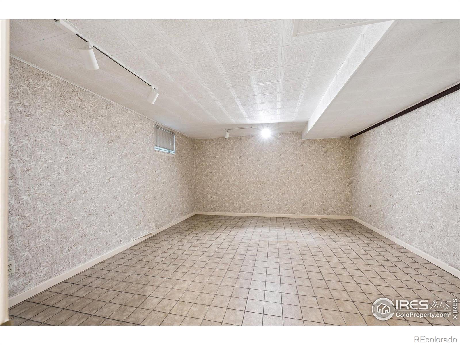 MLS Image #33 for 7190 s poplar court,centennial, Colorado