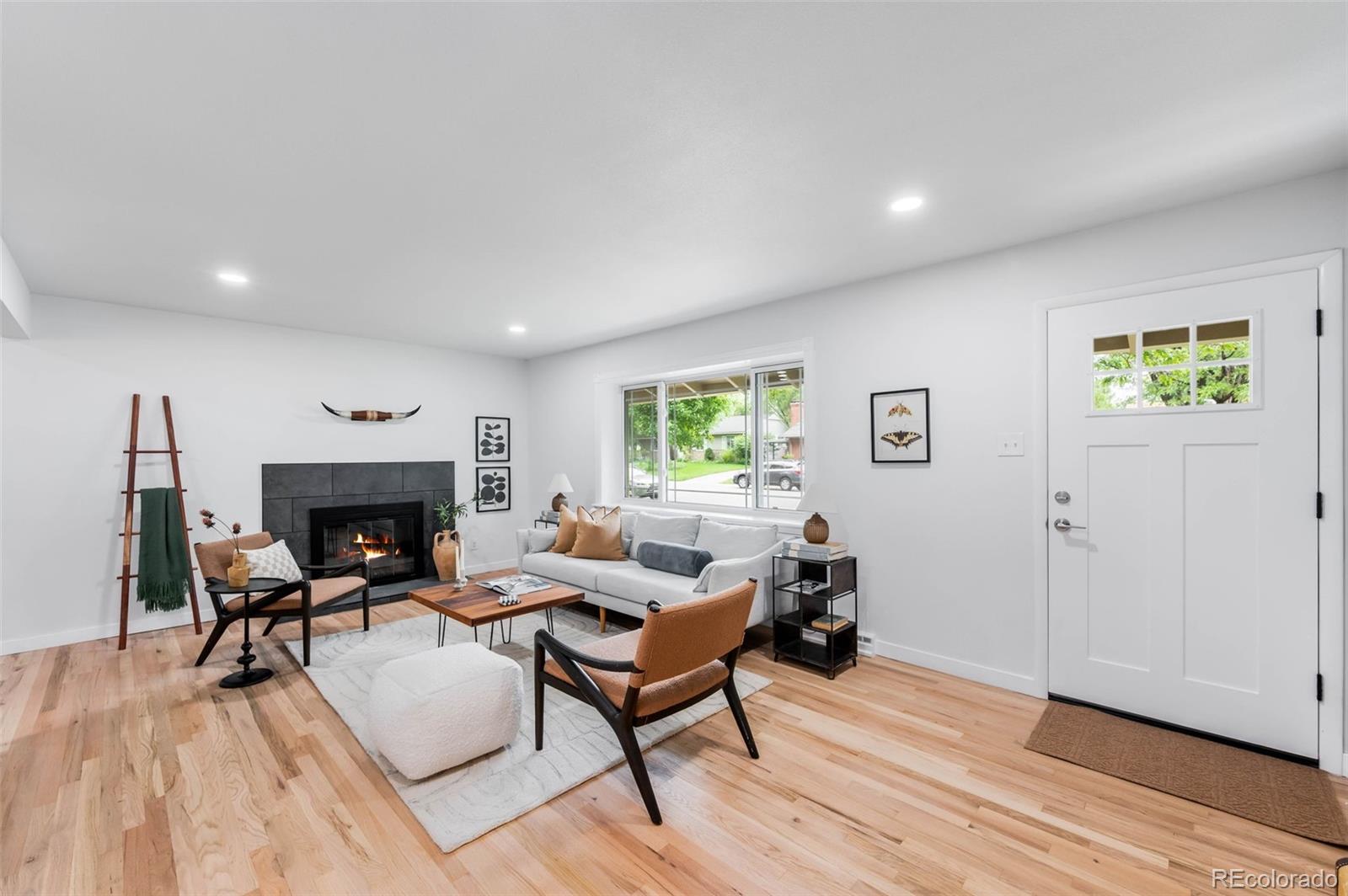 MLS Image #5 for 1810 s kearney street,denver, Colorado