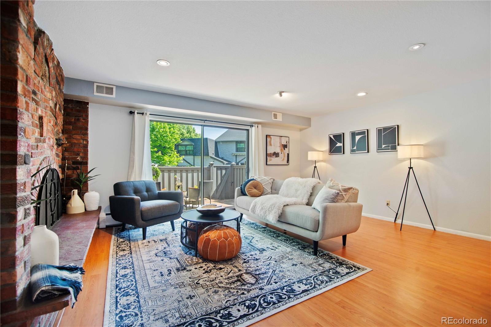 MLS Image #16 for 5821 e ithaca place,denver, Colorado