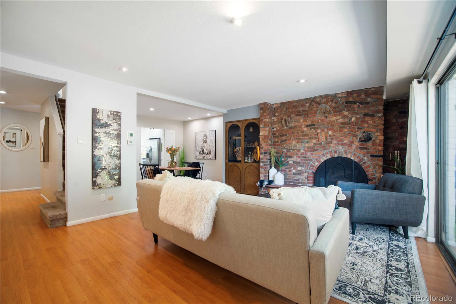 MLS Image #19 for 5821 e ithaca place,denver, Colorado