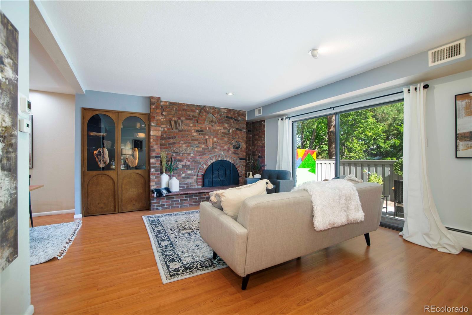 MLS Image #20 for 5821 e ithaca place,denver, Colorado