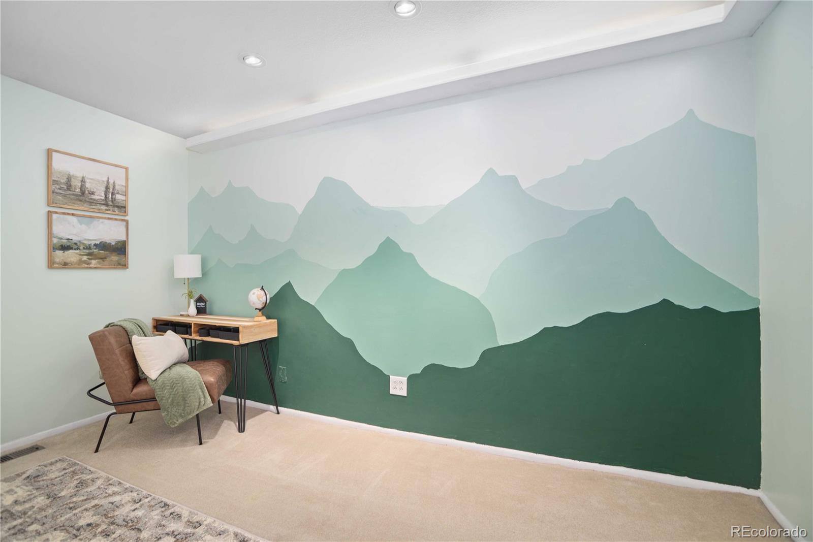 MLS Image #25 for 5821 e ithaca place,denver, Colorado
