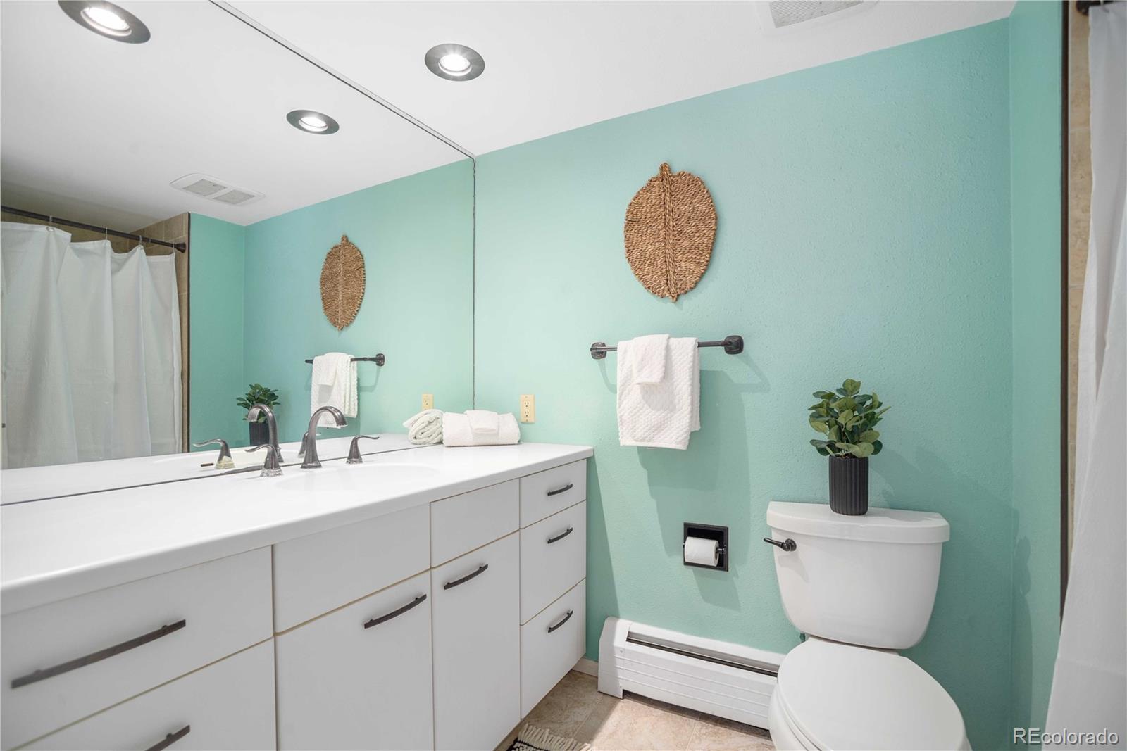 MLS Image #36 for 5821 e ithaca place,denver, Colorado