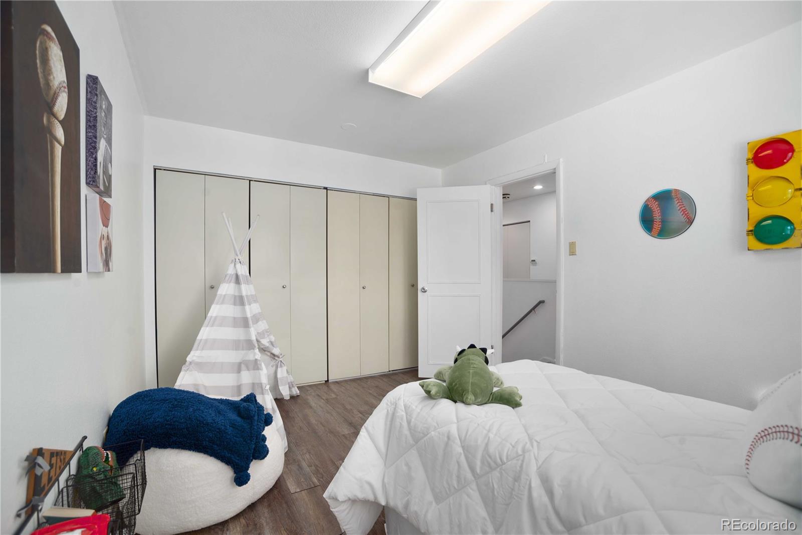 MLS Image #38 for 5821 e ithaca place,denver, Colorado
