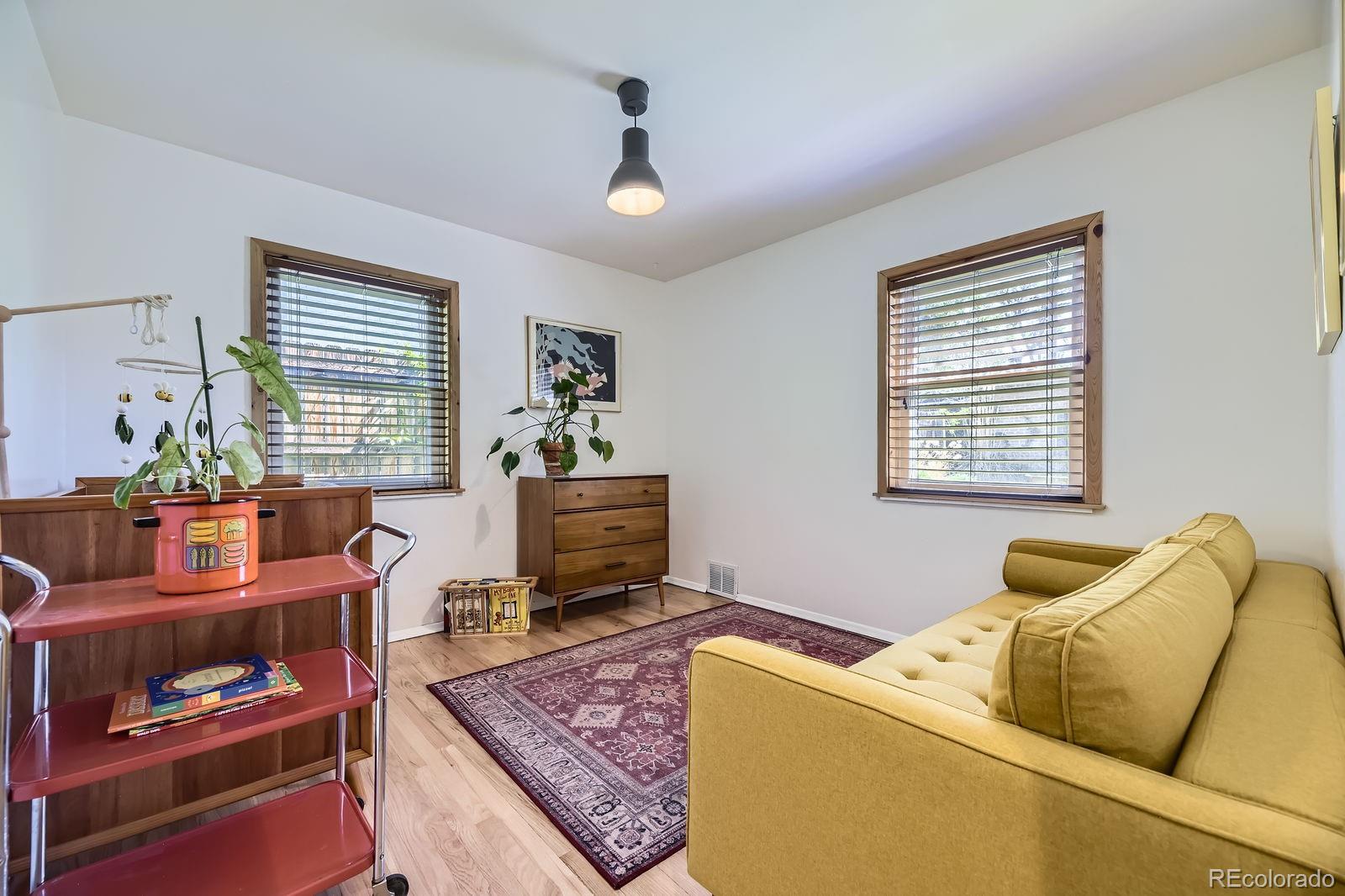 MLS Image #17 for 2844  bellaire street,denver, Colorado