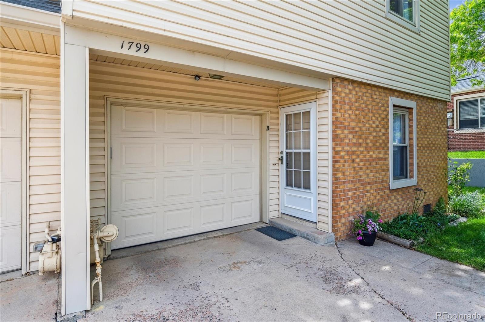 MLS Image #1 for 1799 s lee street,lakewood, Colorado