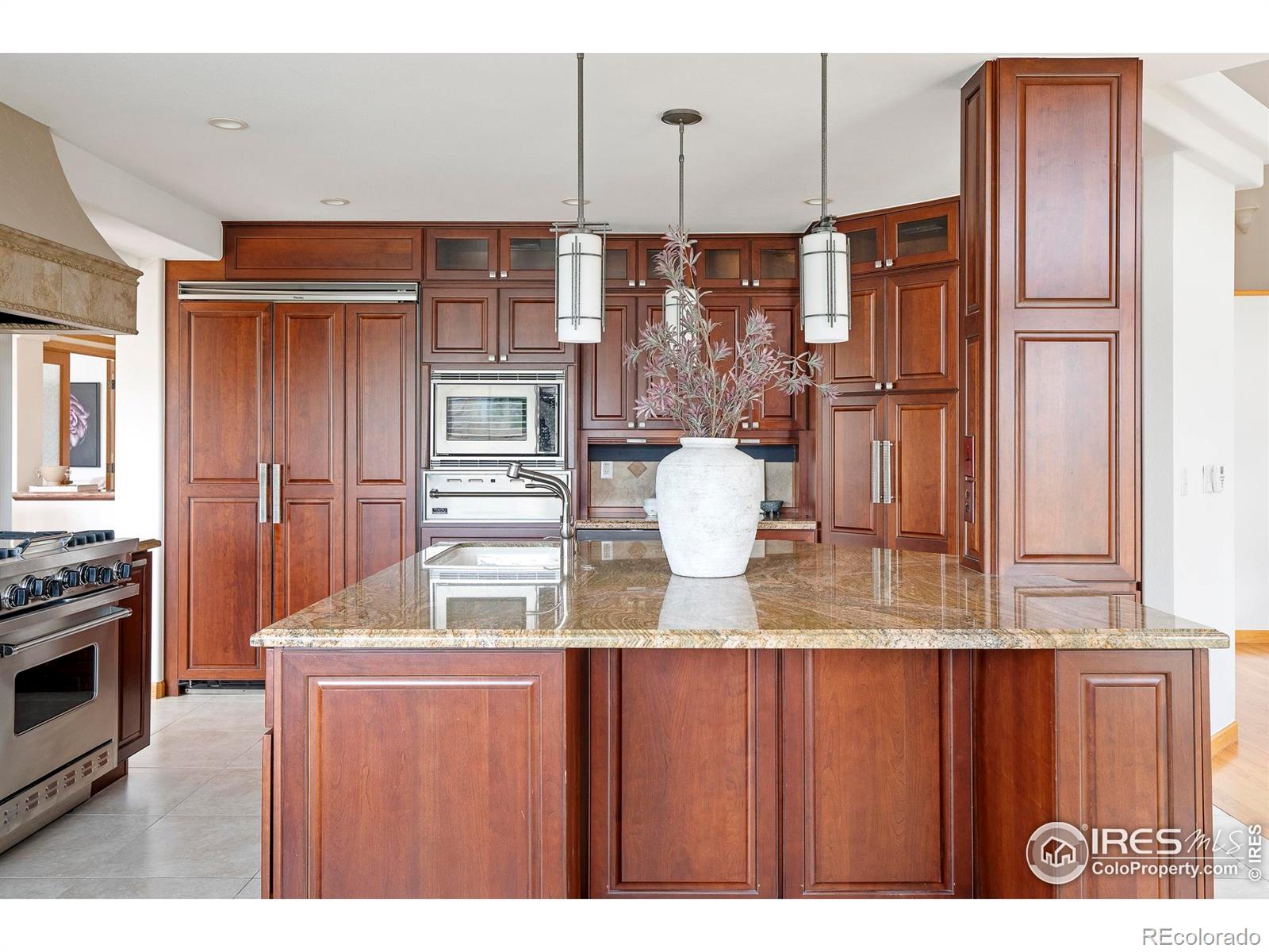 MLS Image #10 for 990  utica circle,boulder, Colorado