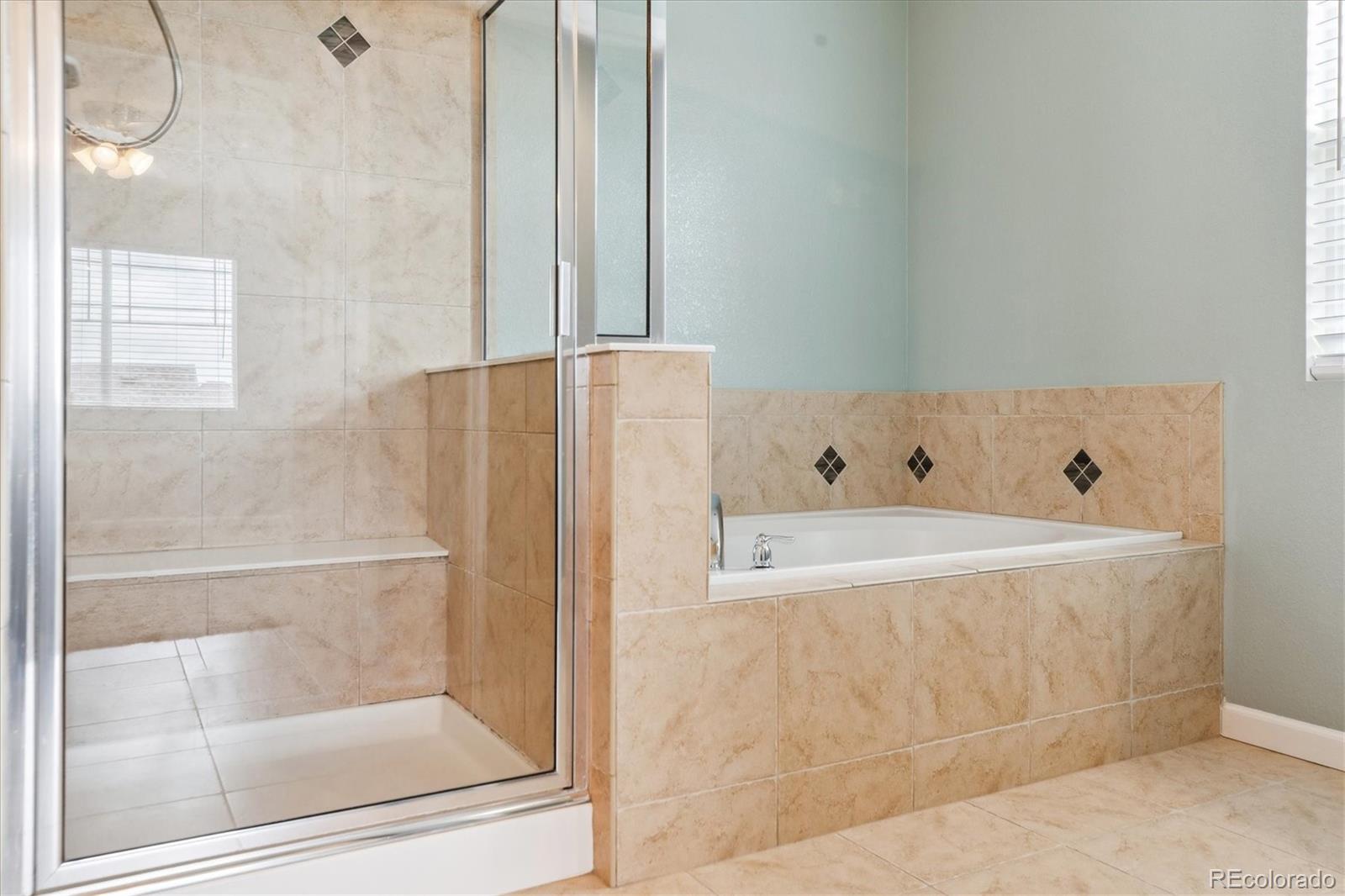 MLS Image #34 for 5021 s rome street,aurora, Colorado