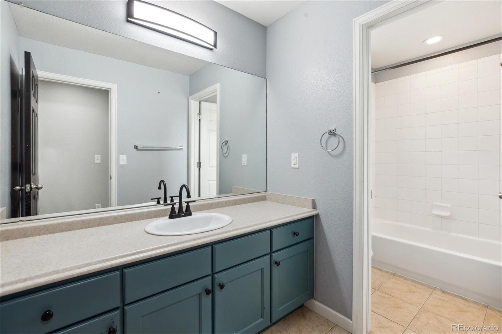 MLS Image #39 for 5021 s rome street,aurora, Colorado