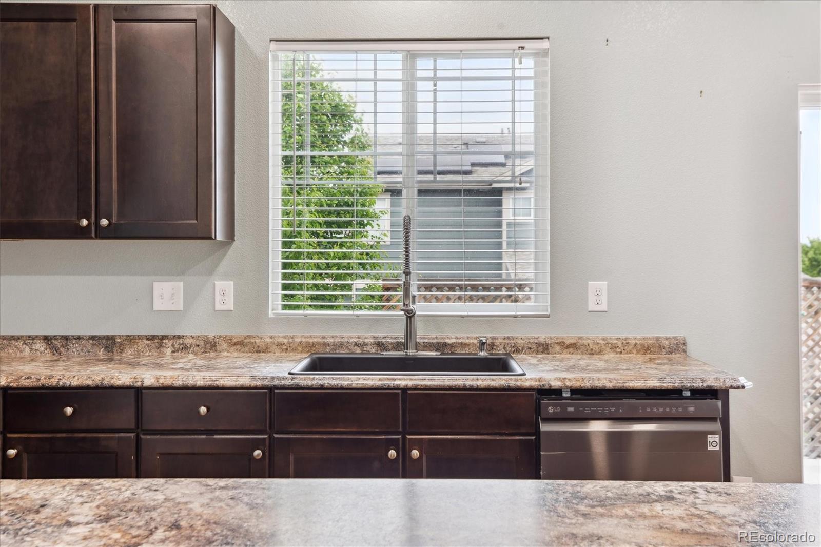MLS Image #7 for 5021 s rome street,aurora, Colorado