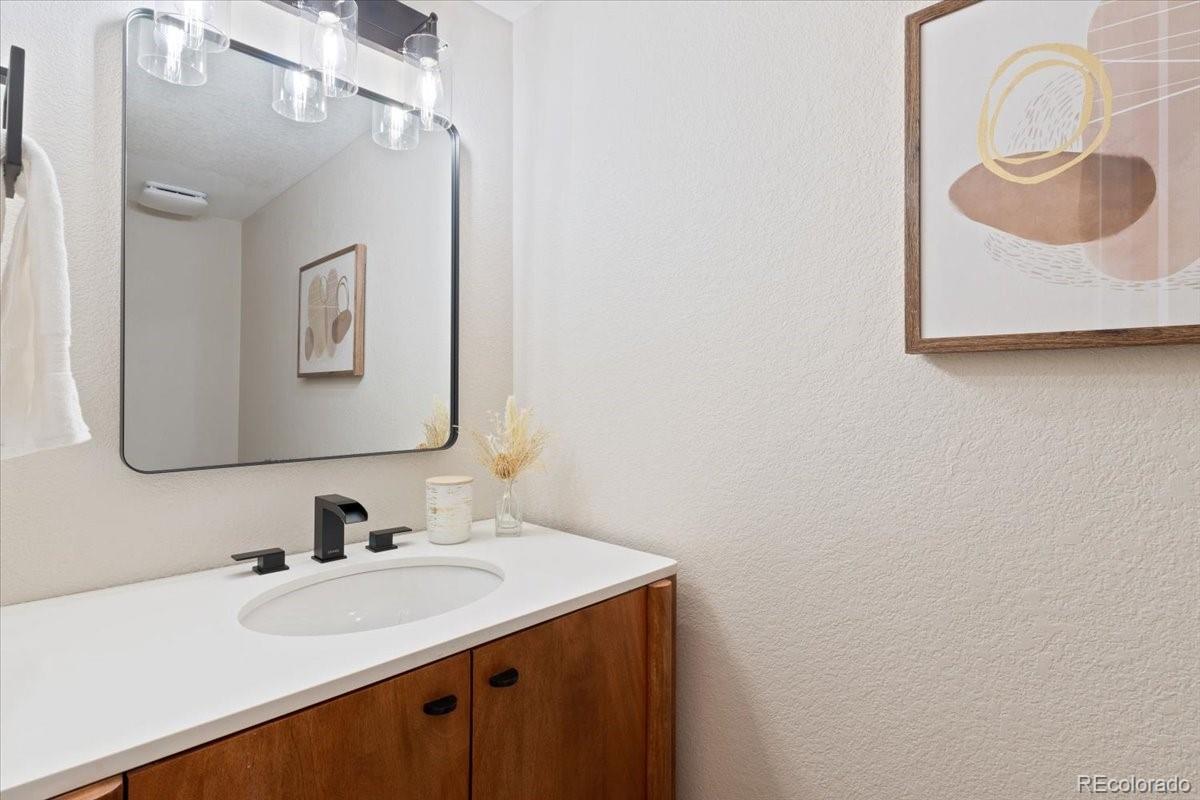MLS Image #21 for 4505 s yosemite street,denver, Colorado