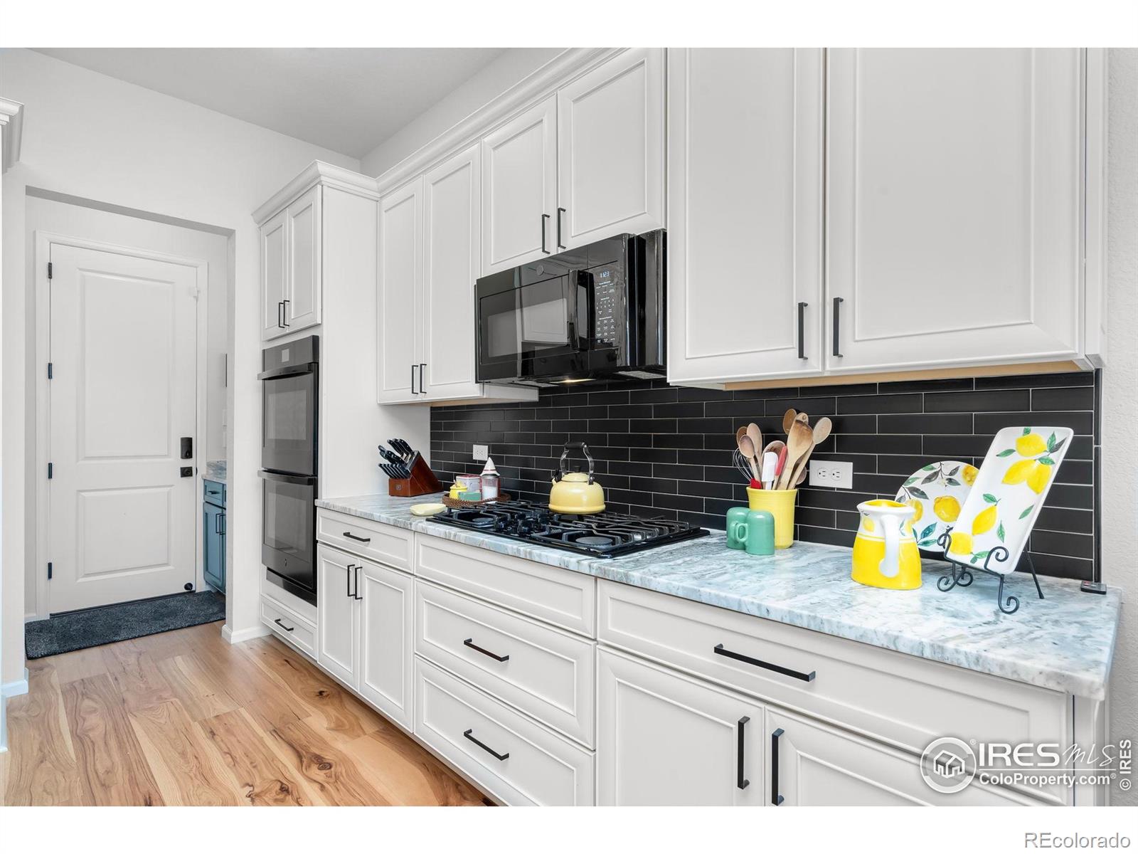 MLS Image #12 for 5524  congressional court,windsor, Colorado