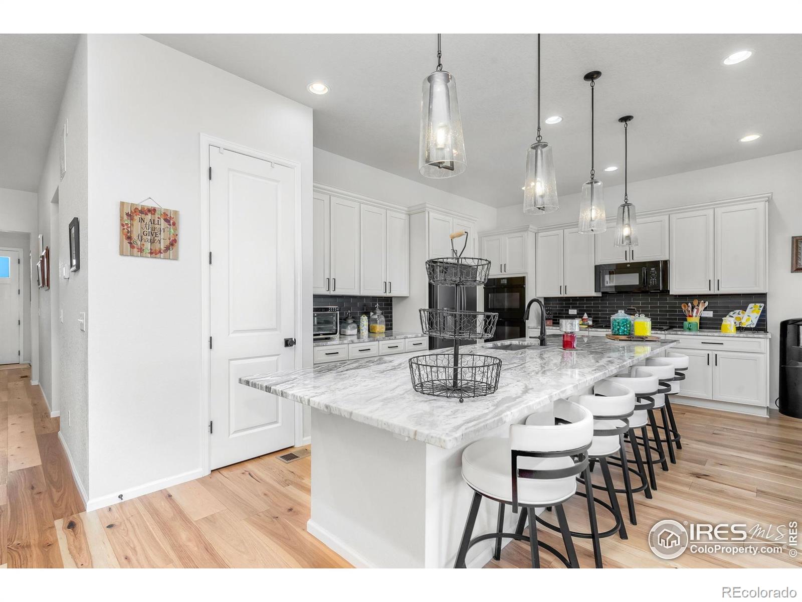 MLS Image #7 for 5524  congressional court,windsor, Colorado