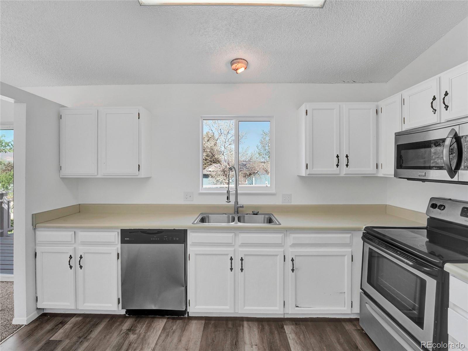 MLS Image #4 for 7660  bell drive,colorado springs, Colorado