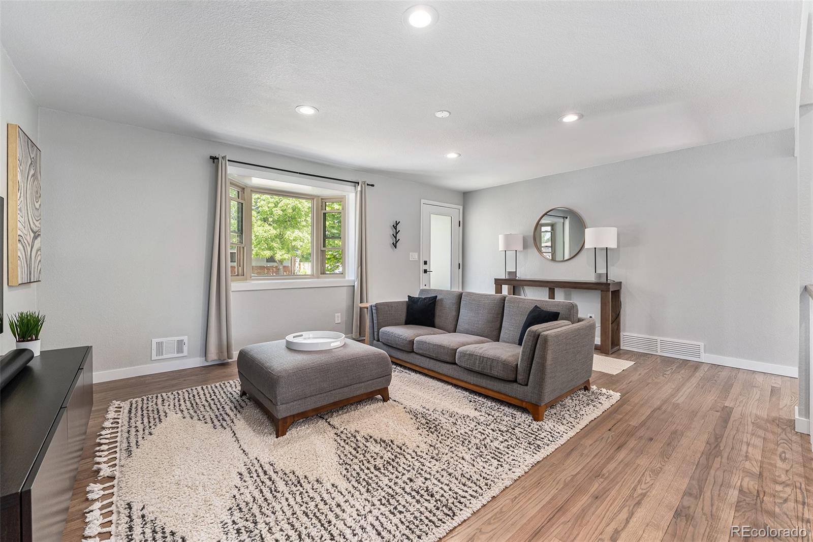 MLS Image #4 for 6538 s lee court,centennial, Colorado