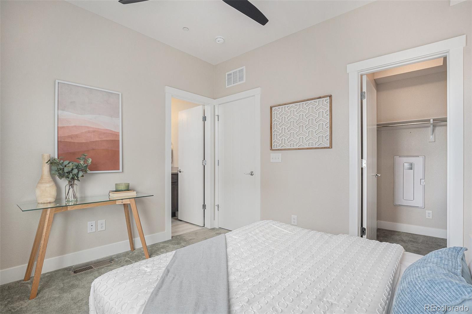 MLS Image #15 for 9072 e 47th avenue,denver, Colorado