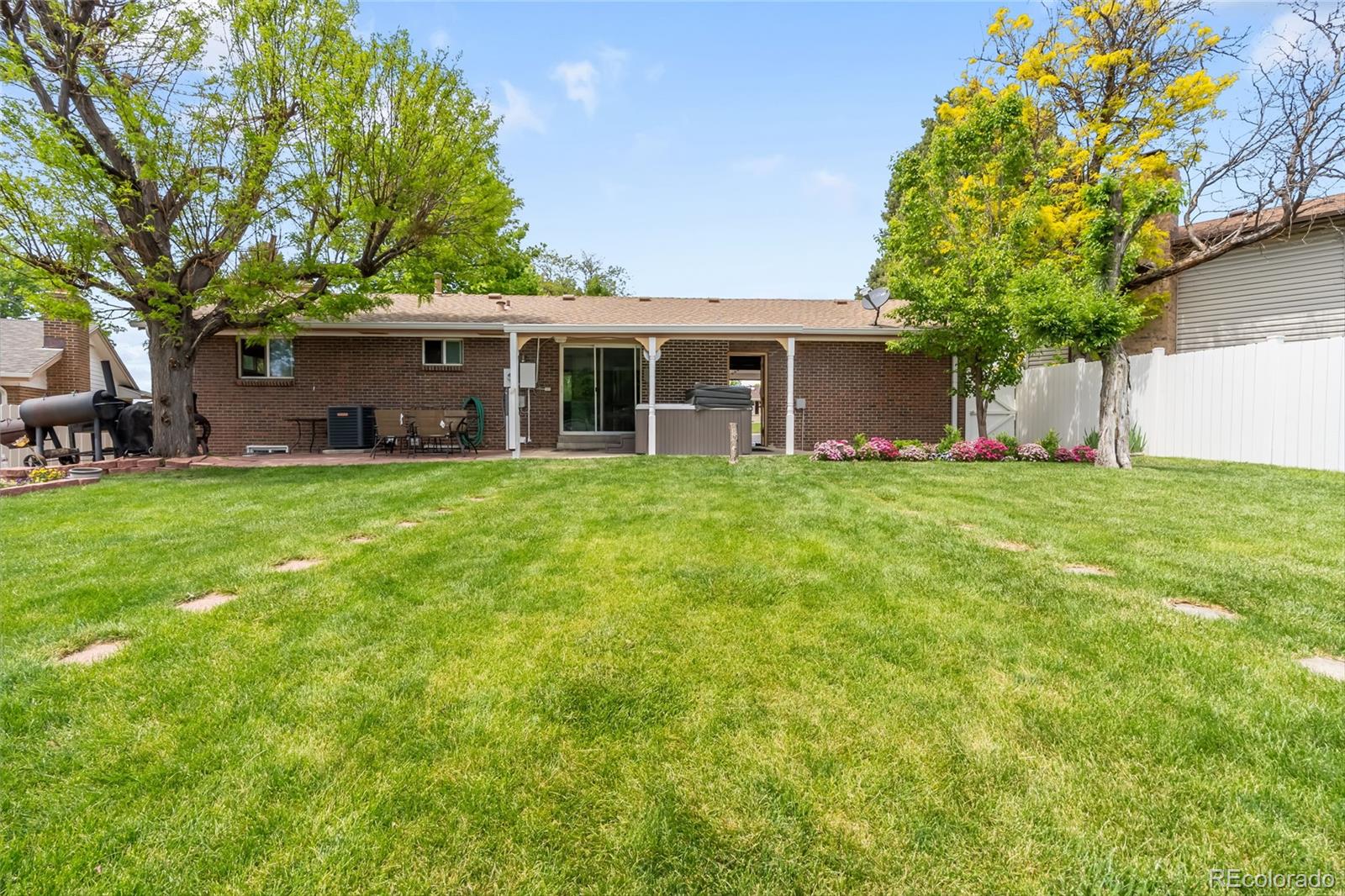 MLS Image #22 for 2112 s olathe street,aurora, Colorado