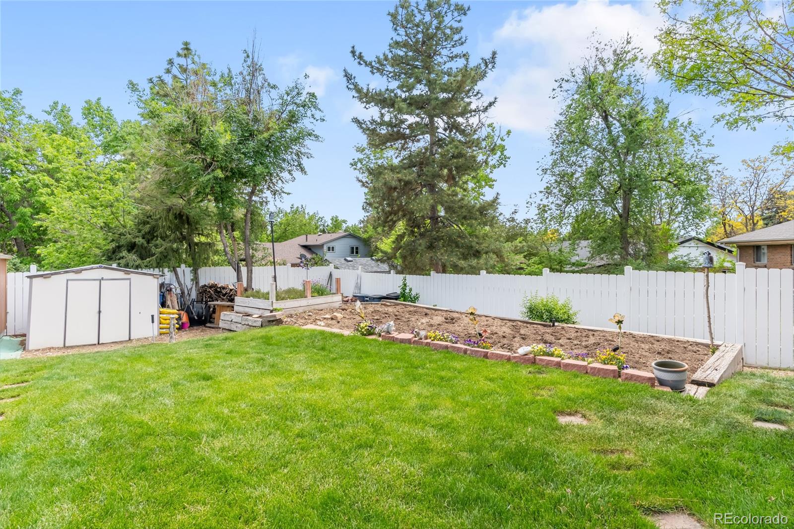 MLS Image #23 for 2112 s olathe street,aurora, Colorado