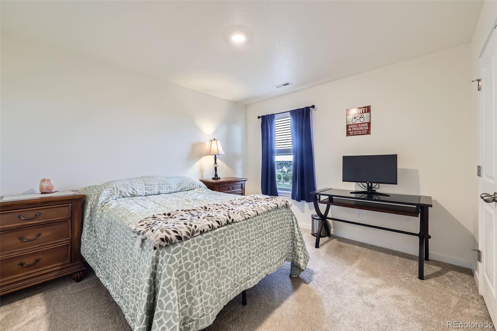 MLS Image #11 for 7702  159th avenue,thornton, Colorado