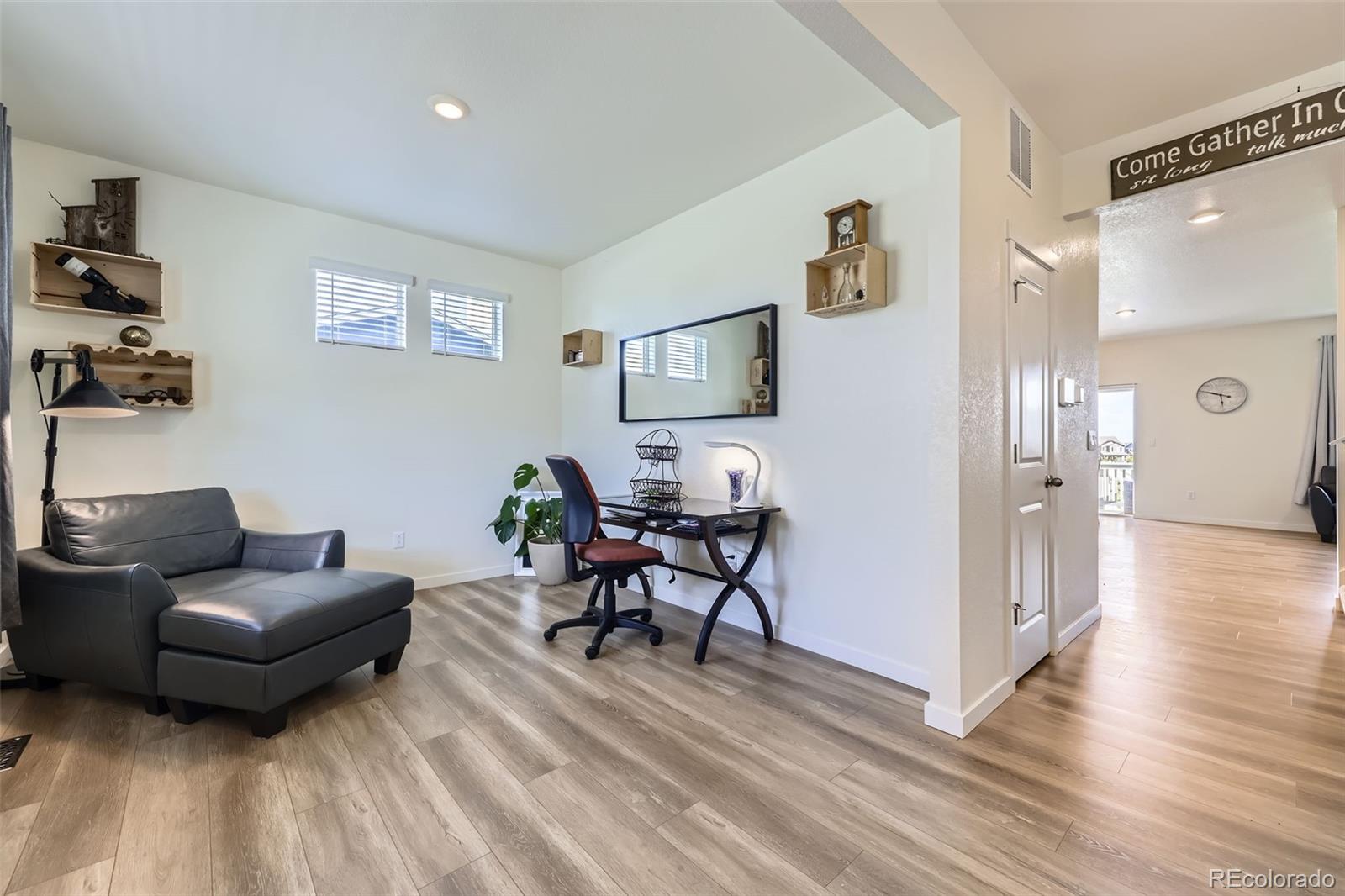 MLS Image #5 for 7702  159th avenue,thornton, Colorado