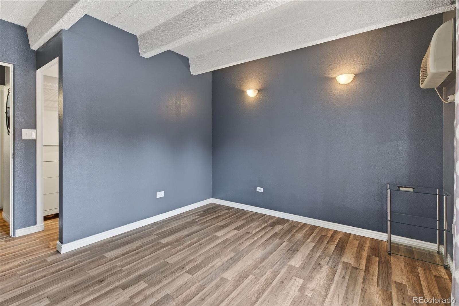 MLS Image #14 for 100 s clarkson street,denver, Colorado
