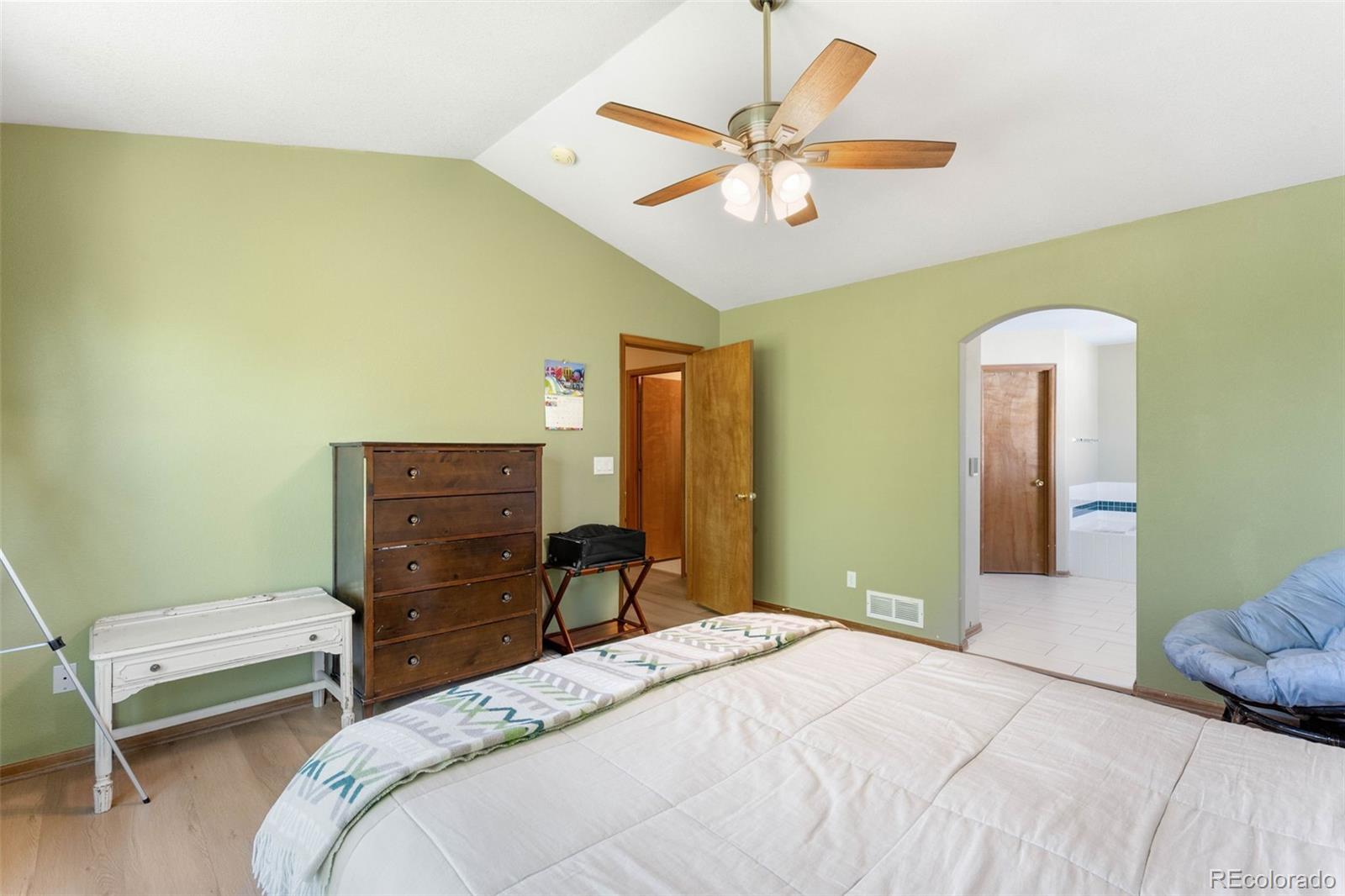 MLS Image #13 for 19817 e prentice avenue,centennial, Colorado