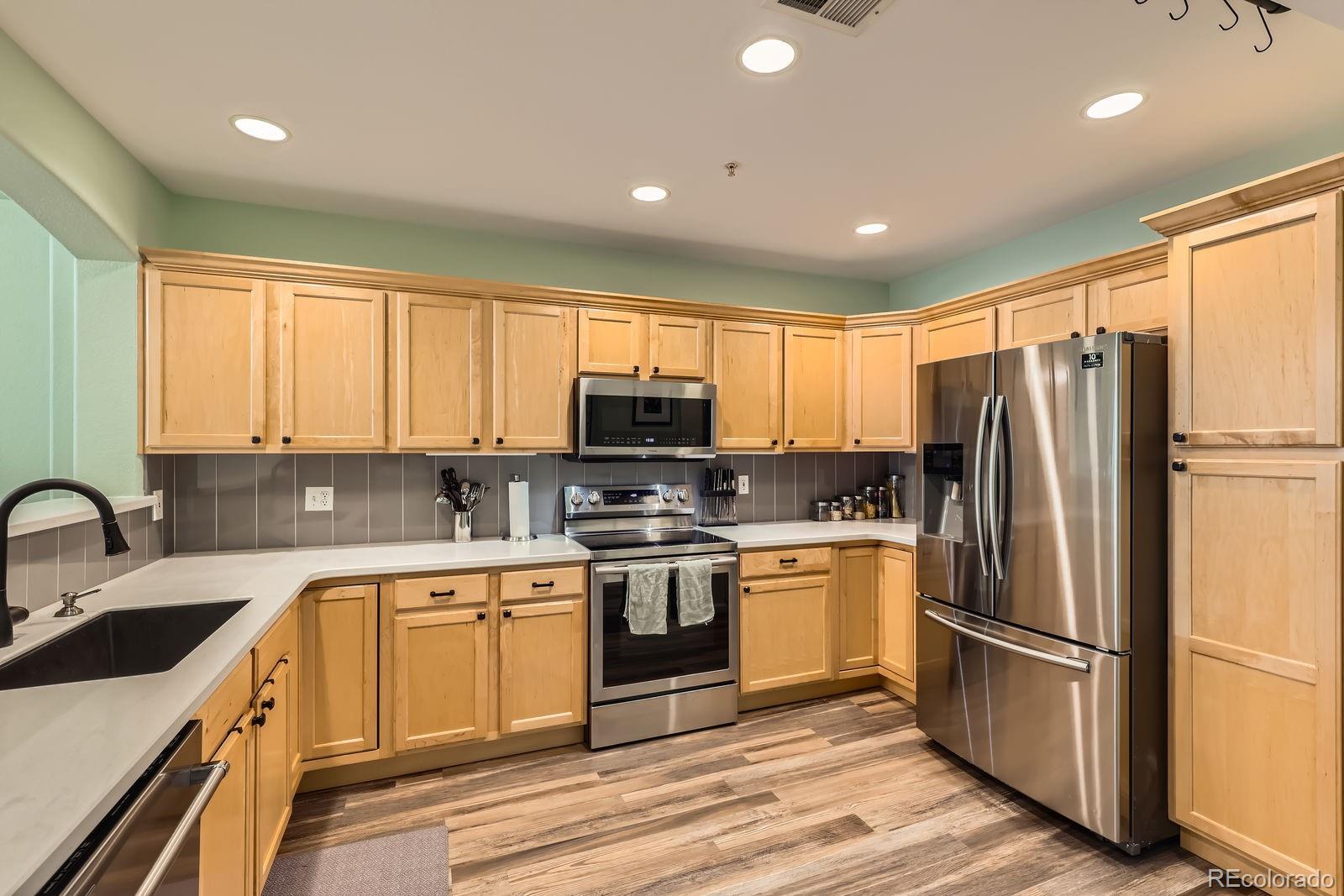 MLS Image #2 for 1727 n pearl street,denver, Colorado
