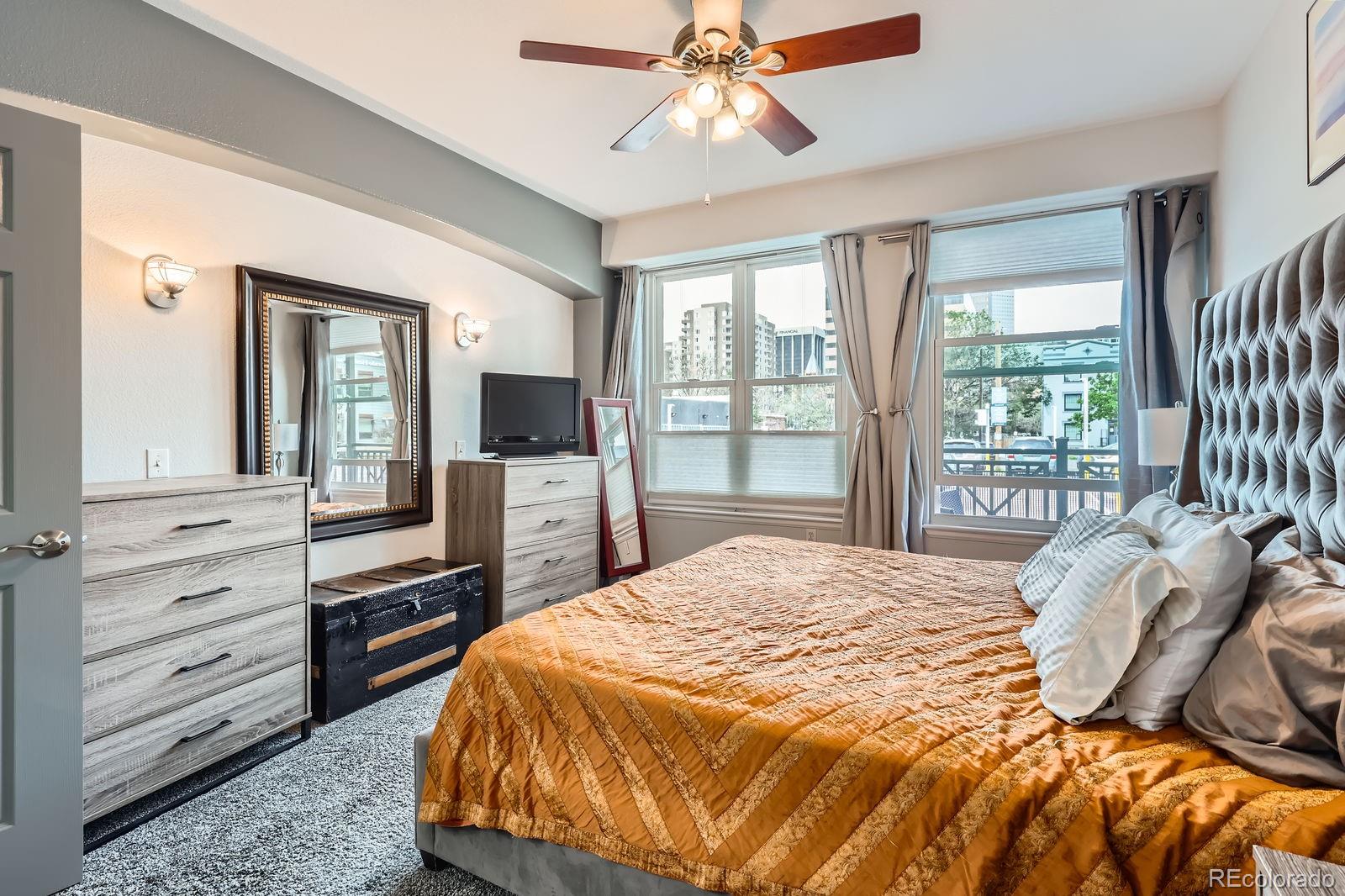 MLS Image #8 for 1727 n pearl street,denver, Colorado