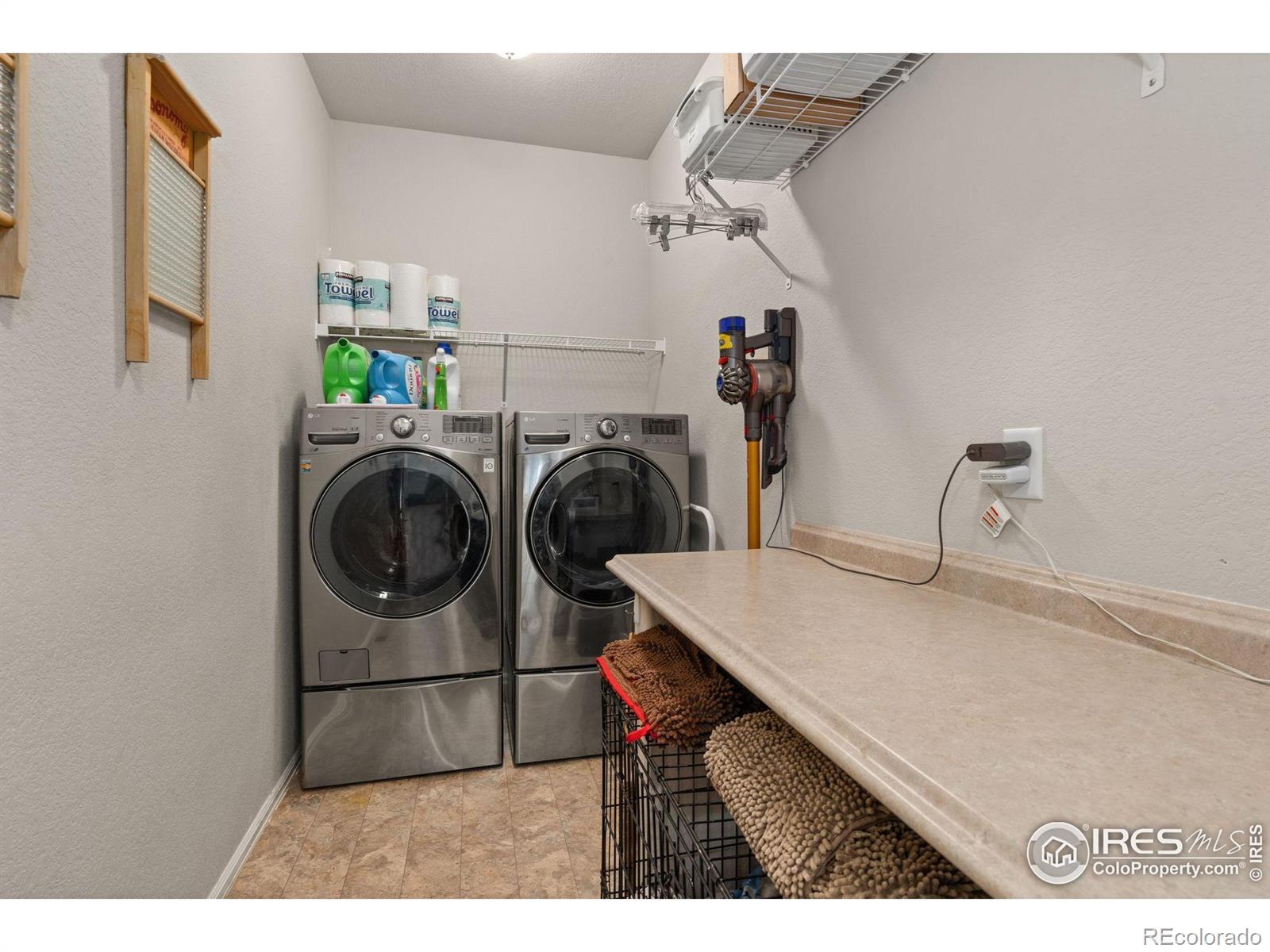MLS Image #10 for 871  shade tree drive,windsor, Colorado