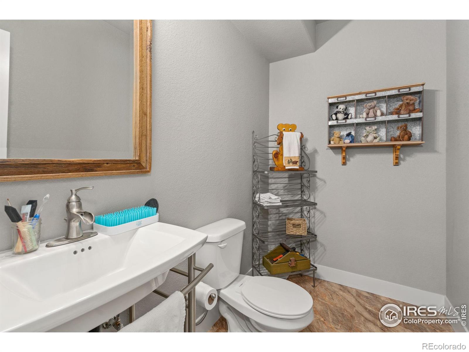 MLS Image #22 for 871  shade tree drive,windsor, Colorado