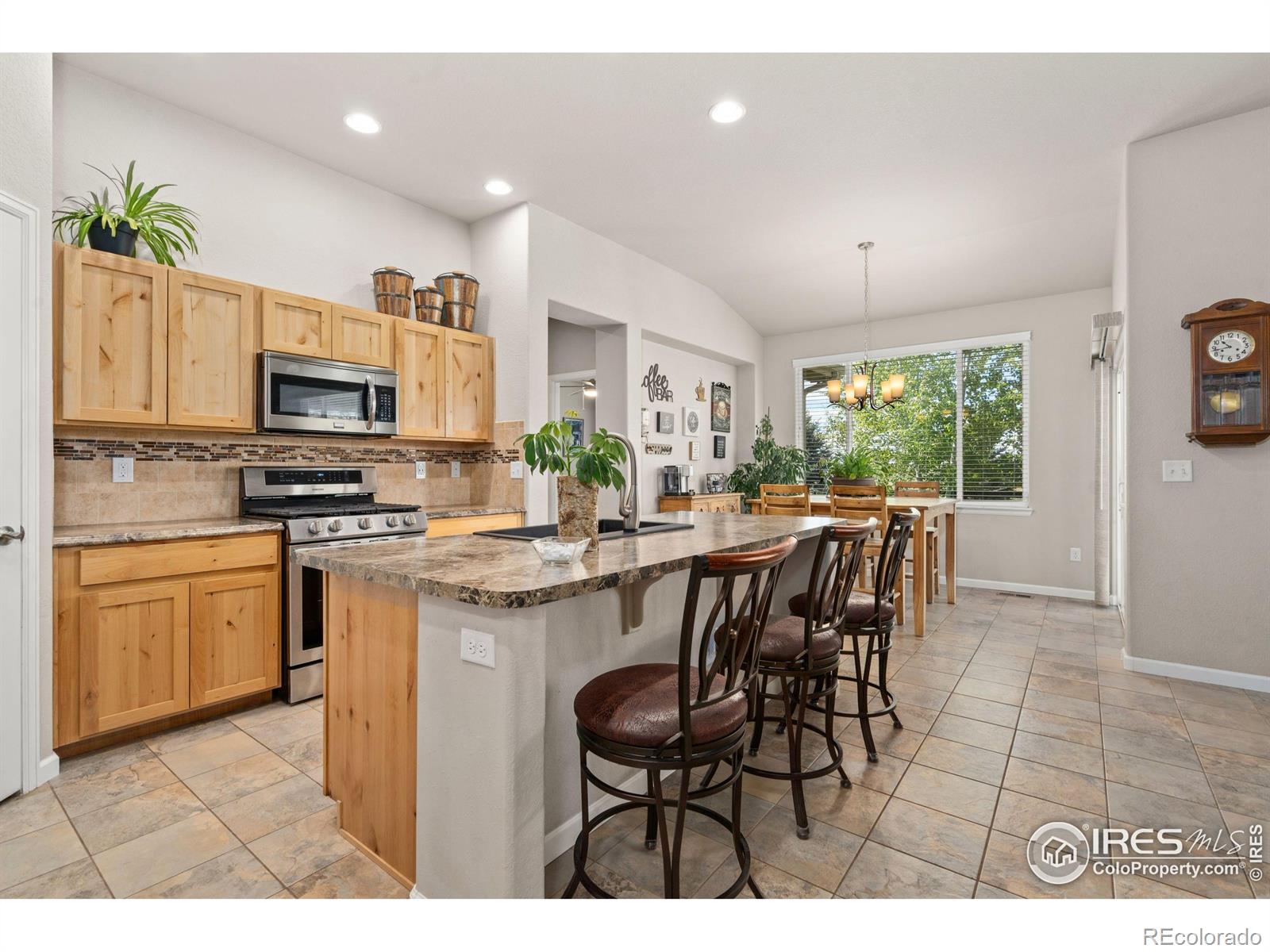 MLS Image #6 for 871  shade tree drive,windsor, Colorado