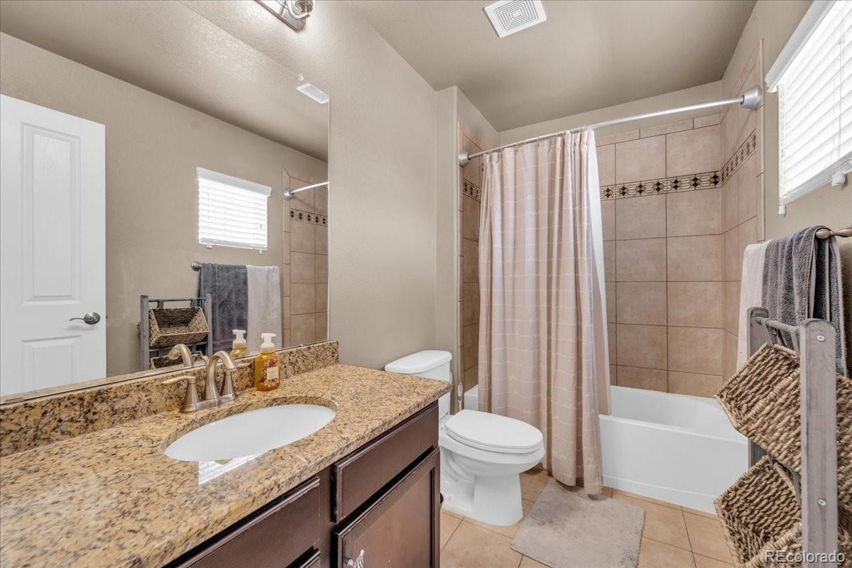 MLS Image #14 for 1000  elmhurst drive b,highlands ranch, Colorado