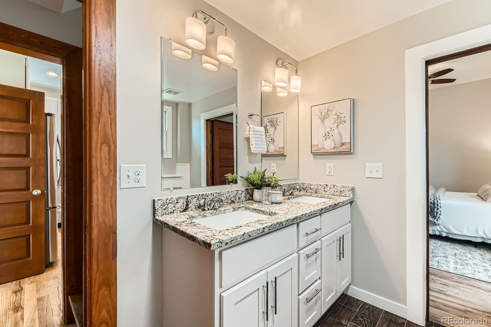 MLS Image #15 for 1012  fillmore street,denver, Colorado