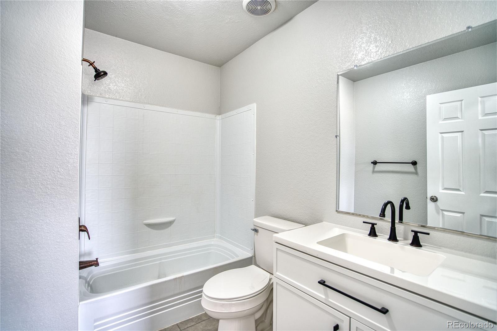 MLS Image #17 for 15658  county road 49 ,la salle, Colorado