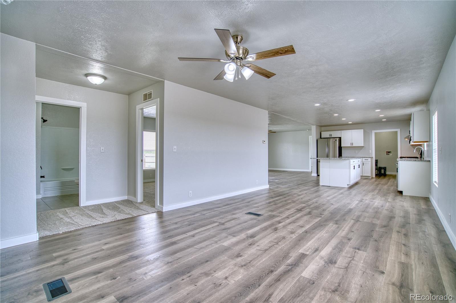 MLS Image #7 for 15658  county road 49 ,la salle, Colorado