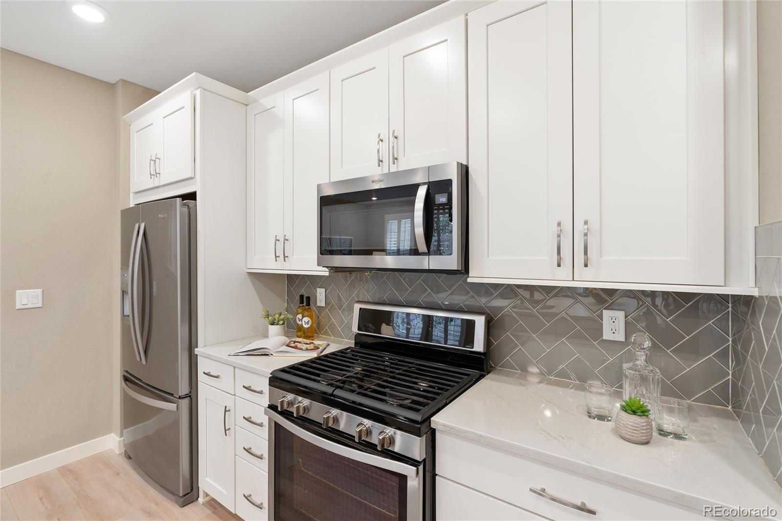 MLS Image #10 for 239 w jamison court,littleton, Colorado