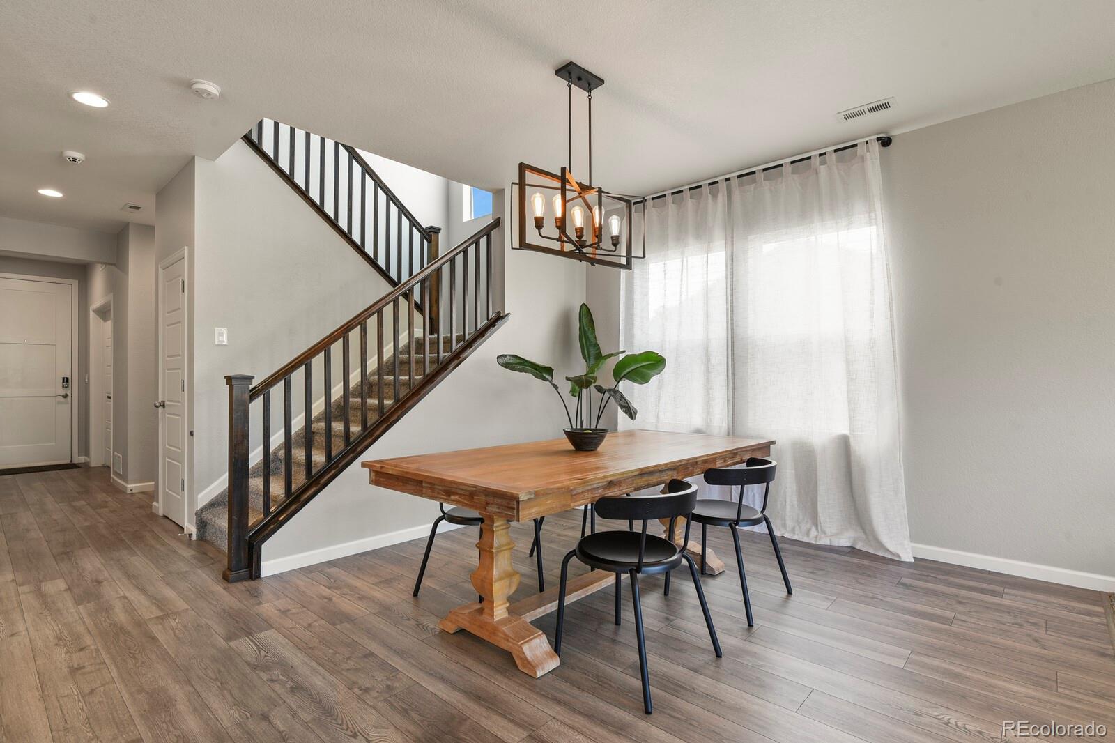 MLS Image #7 for 27893 e 6th place,aurora, Colorado