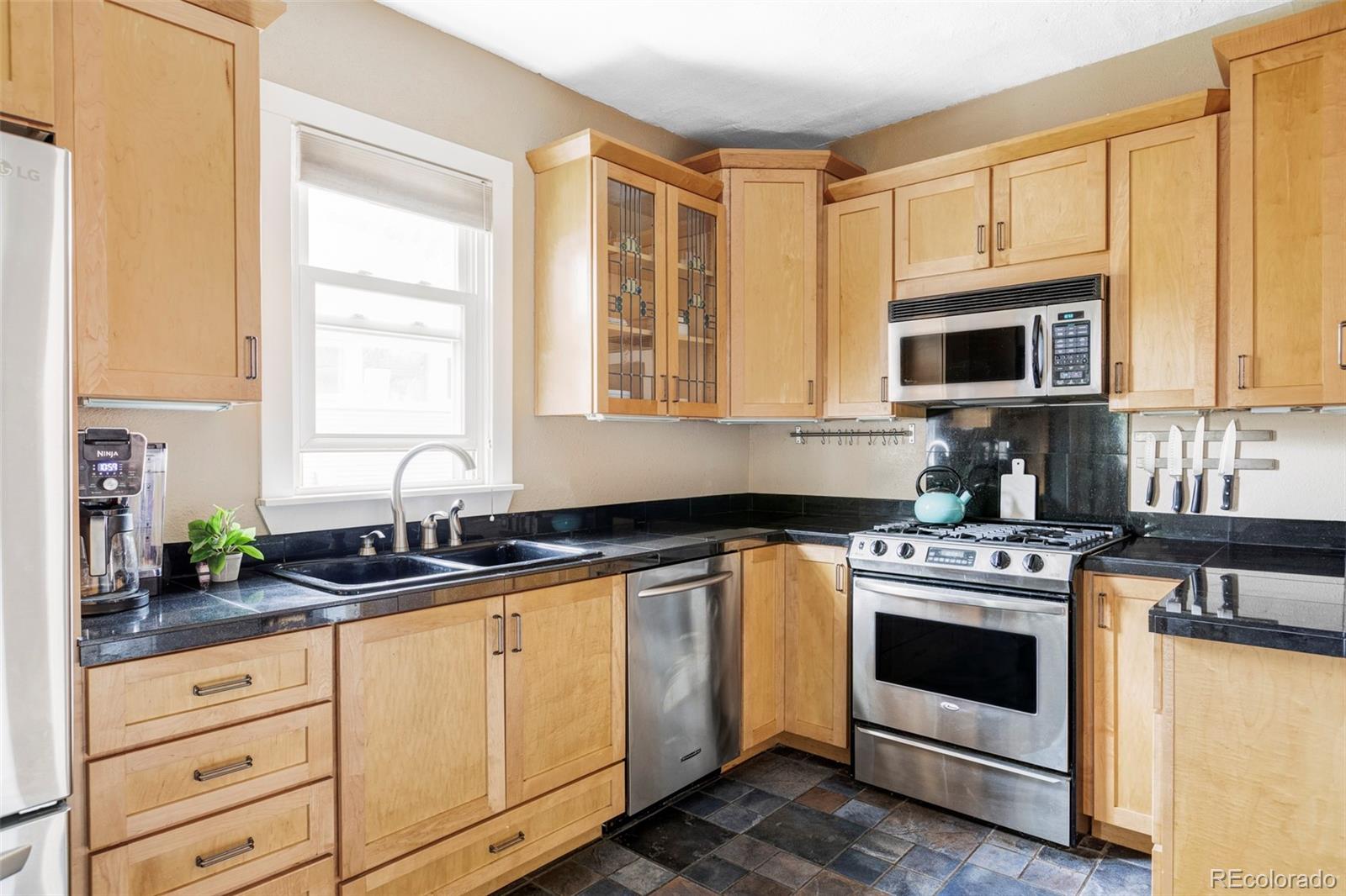 MLS Image #10 for 3365 s grant street,englewood, Colorado