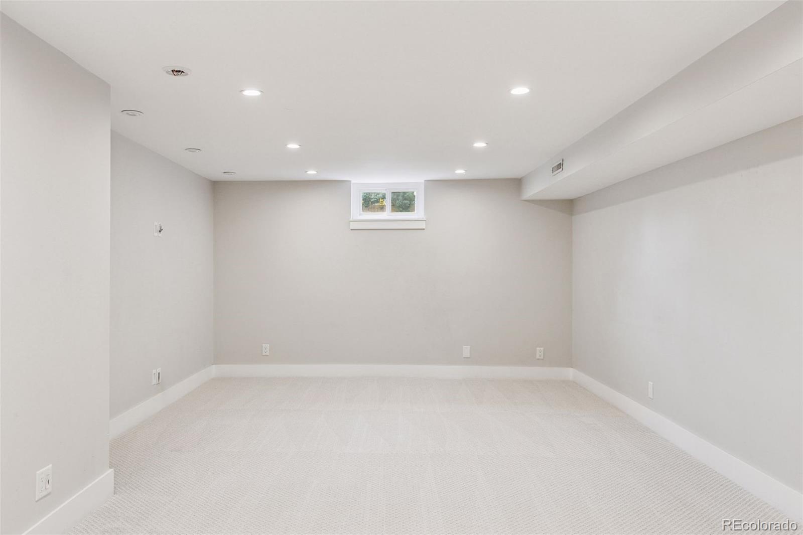 MLS Image #19 for 260 s jasmine street,denver, Colorado
