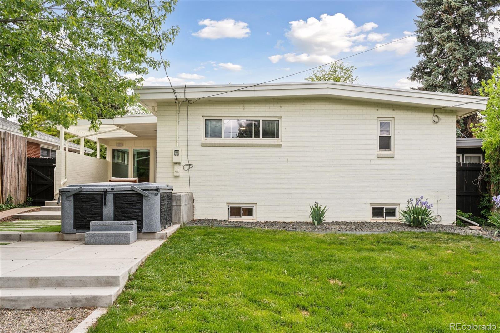 MLS Image #24 for 260 s jasmine street,denver, Colorado